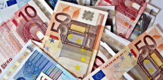 Deontas ceadaithe ag an Aire Stáit do Choiste Peile an Phiarsaigh, Ros Muc Deontas ceadaithe chun Pháirc an gCeathrú Rua a gcoimeád gearrtha - Galway Daily