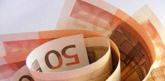 Galway TD raises issue with transition from PUP to Jobseekers Galway Daily news Fewer than 4,000 remain on pandemic unemployment in Galway