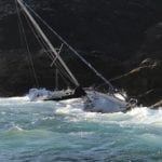 clifden_rnli_rescue_shipwrecked_sailor_from_inishark_island2