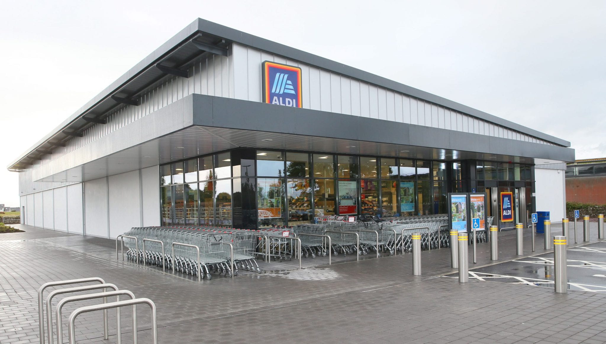 Aldi chooses Portumna store to trial new 100 recycled plastic bags