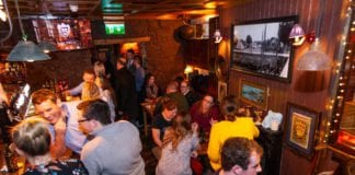 City bar raises €2,385 for Australian firefighters with table quiz Galway Daily news City bar raises €2,385 for Australian firefighters with pub quiz