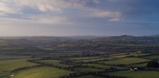 Man buried in Newgrange was an inbred Royal, research shows galway daily newgrange
