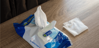 “Alarming quantities” of wet wipes washing up on Galway Bay prompts call for restrictions on sale of plastics galway daily wet wipes galway bay open letter eamon ryan
