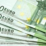 money-euro-100-eur-package
