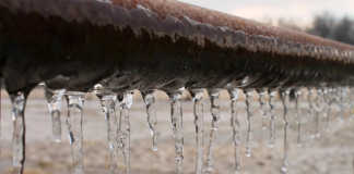 Homeowners urged to watch for frozen pipes as temperatures to plummet Met Eireann issues more weather warnings as freezing temperatures forecast