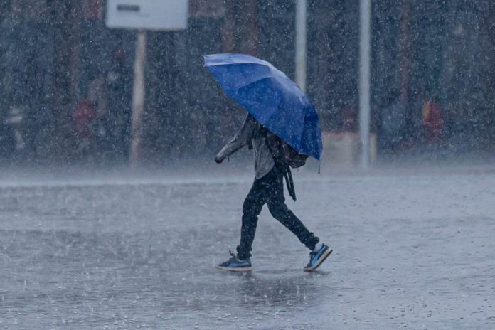 galway daily weather weather warning for heavy rain in effect