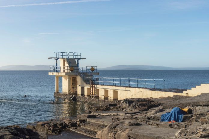 Galway Daily news Blackrock Diving Tower closing to be repainted